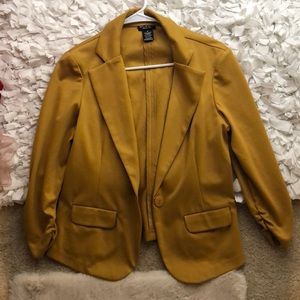 Mustard quarter sleeve blazer